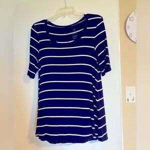 Navy blue and white striped scoop neck Tee
